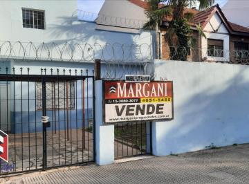 Casa · 116m² · 3 Ambientes · 2 Cocheras · Casa 3 Amb C/ E. Vehiculo - S/ Lote 164 m² - Excelente Ubicacion