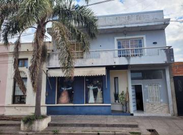 Casa · 285m² · 8 Ambientes · Oficina a La Venta Gualeguaychu