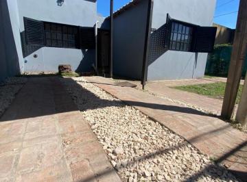 C21-049-987471_2 · Propiedad Reservada Casa 4 Ambientes. | 451