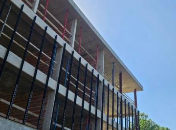 Oficina comercial de 2 ambientes, Rosario · Oficinas y Estudios Profesionales Premium en Aldea Fisherton Rosario