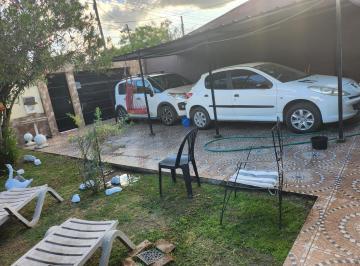 Casa · 150m² · 5 Ambientes · 1 Cochera · Dos Casas en Venta Libertad
