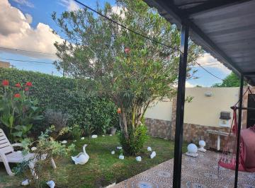 Casa · 150m² · 5 Ambientes · 1 Cochera · Dos Casas en Venta Libertad