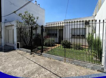 Casa de 4 ambientes, La Matanza · Casa Cuatro Ambientes en Venta en Villa Luzuriaga