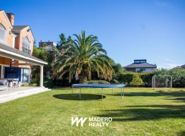Casa · 485m² · 9 Ambientes · 2 Cocheras · Casa - 9 Ambientes - 1.712 m² - Avda de Los Lagos 500