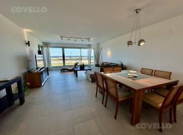 Departamento · 135m² · 3 Ambientes · 1 Cochera · Departamento - Playa Brava - Temporada 2019