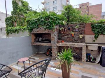 Departamento de 1 ambiente, Ciudad de Santa Fe · Excelente Departamento de 1 Dormitorio con Patio Exclusivo y Garage!