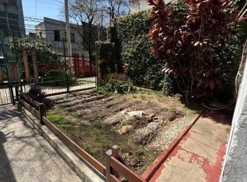 Bodega-Galpón · 175m² · 3 Ambientes · 2 Cocheras · Casa con Galpon en Venta - Villa Lynch, San Martin