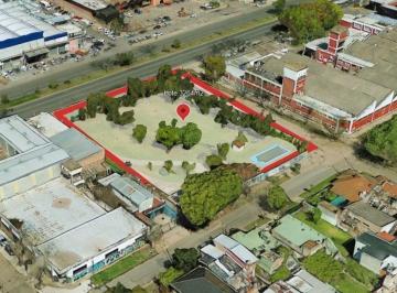 Bodega-Galpón · 120m² · 2 Ambientes · Galpón. | Av Brigadier Juan Manuel de Rosas 3951
