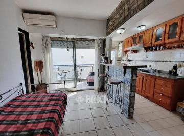 Departamento · 38m² · 2 Ambientes · Nuevo (14 Años) Av Castañares Al 4200 - Bauleta Vista Al Parque T/sol Apto Profesional
