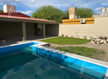 Casa · 372m² · 4 Ambientes · 2 Cocheras · Casa - Arguello
