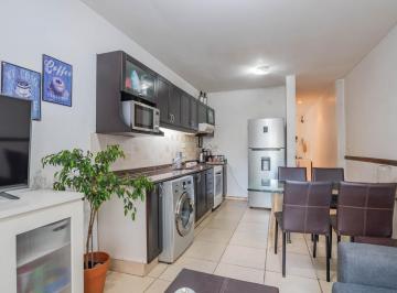 PH · 67m² · 3 Ambientes · PH en Venta 3 Ambientes Al Frente con Jardin y Pileta.
