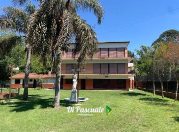 Quinta vacacional · 350m² · 9 Ambientes · 1 Cochera · Venta Quinta Ideal Instituciones, Clubes, Centros de Dia con Parque y Pileta - Moreno Norte