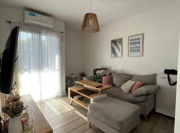 Departamento de 2 ambientes, Vicente López · Precioso Departamento de 2 Amb con Balcón