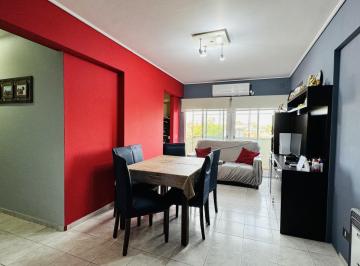 Departamento · 66m² · 4 Ambientes · Apto Credito - Venta Departamento 4 Ambientes en Remedios de Escalada
