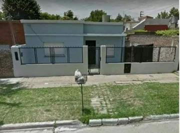 Casa · 120m² · 3 Ambientes · 1 Cochera · Casa en Turdera