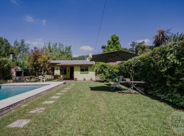 Casa · 110m² · 3 Ambientes · 1 Cochera · Venta Casa Quinta Parque Leloir