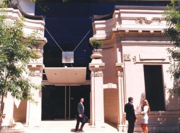 Oficina comercial · 2925m² · Edificio Corporativo en Venta - Oficinas - Av Hipólito Irigoyen Al 400