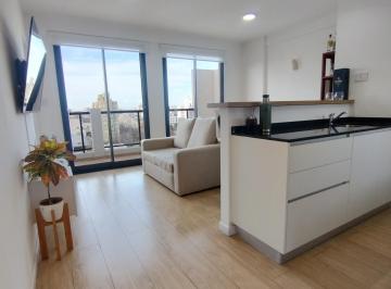 Departamento de 4 ambientes, La Plata · 8 E/ 61 y 62, 2 Dorm., Terraza Privada, Cochera.