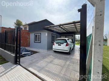 Casa · 38m² · 2 Ambientes · 1 Cochera · Venta - Excelente Casa en Barrio Astolfi Ii - Pilar