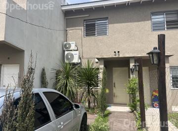 Casa · 65m² · 3 Ambientes · Venta - Excelente Duplex Amoblado en Barrio Parque Las Nazarenas