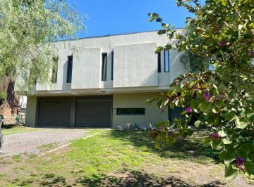 Casa · 190m² · 10 Ambientes · 2 Cocheras · Solares de San Alfonso Venta 3 Dorm + Escritorio