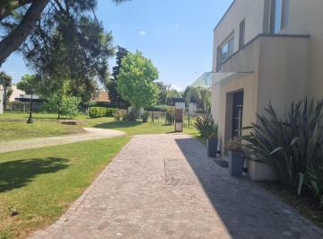 Casa de 6 ambientes, Pilar · Marinas del Pilar *manes Propiedades*