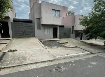 Casa de 4 ambientes, La Calera · Duplex 2 Dorm con Cochera Altos de La Calera