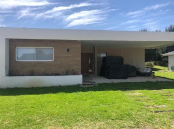 Casa de 3 ambientes, Costa Esmeralda · Deportiva 51 - Casa Moderna C/pileta y Jacuzzi