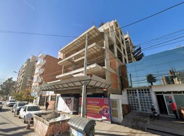 Local comercial · 95m² · Local en Edificio Habita