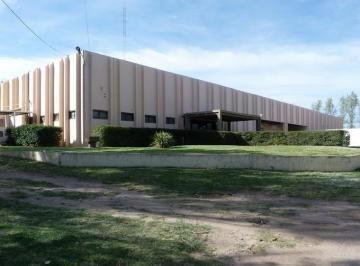 Terreno · 5500m² · 20 Cocheras · Nave Industrial en Venta en San Luis