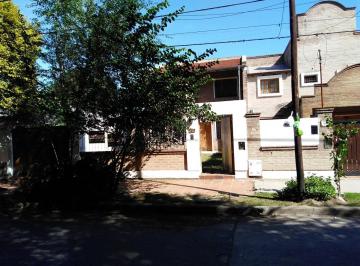 Casa · 190m² · 5 Ambientes · 2 Cocheras · Casa 3 Dorm C/ Quincho - Granja de Funes