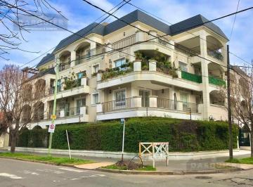 Departamento · 275m² · 3 Dormitorios · 2 Cocheras · Departamento con 2 Cocheras
