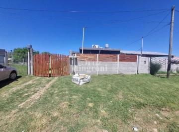 Casa · 44m² · 2 Ambientes · Casa Quinta en Venta en Domselaar, San Vicente, G. B. a. Zona Sur