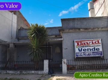 Casa de 3 ambientes, La Matanza · Casa 3 Amb. Al Frente y Dpto. 3 Amb. en Su Fondo