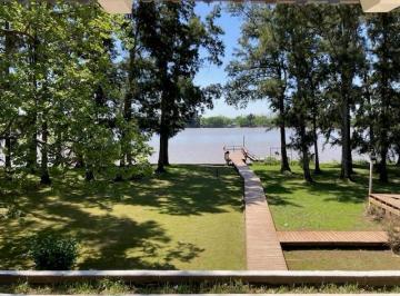 Casa · 400m² · 7 Ambientes · Casa en Venta o Alquiler en El Delta Tigre