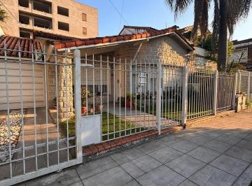 Casa · 80m² · 3 Ambientes · 1 Cochera · Casa de Tres Ambientes - Ituzaingó Norte