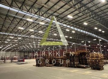 Bodega-Galpón · 11000m² · Alquiler Nave Logistica en Garin