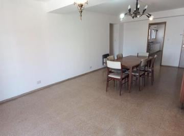 Departamento · 100m² · 5 Ambientes · 1 Cochera · Apto Credito - 4 Dorm. Balcon - Bolivar 300 - B° Centro - Zona Tribunales