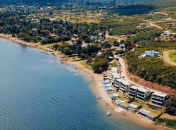 Terreno · 1098m² · Terrenos en Venta en Punta Peñon, Villa del Dique
