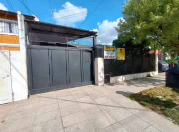 GIA-GIA-3021_2 · Casa 3 Ambientes. | Tres Sargentos 2071
