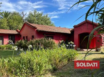 Casa · 400m² · 9 Ambientes · Casa Venta - Casa / Quinta, Barrio Cerrado "Las Delicias" en Lujan