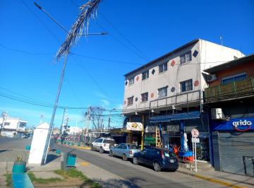Edificio · 1069m² · 34 Ambientes · Complejo de Departamento y Locales en Williams Morris.