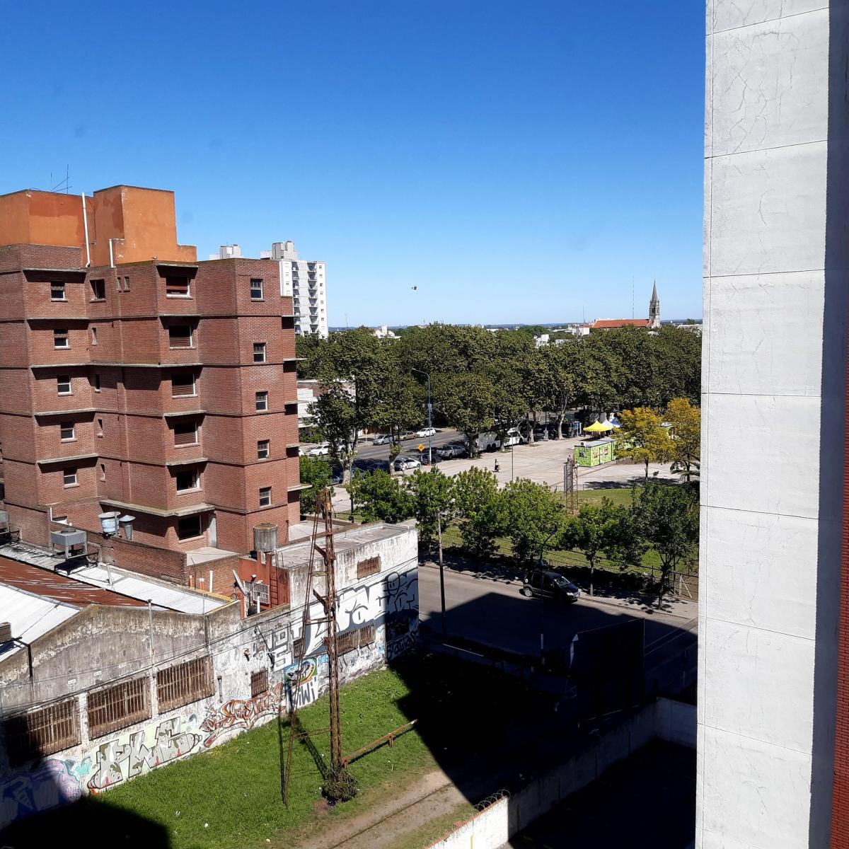 Departamento de 3 ambientes en edificio torre, 60m² - Estación Ferroautomotora