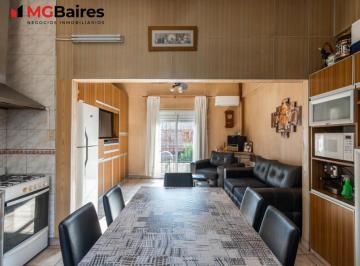PH · 115m² · 4 Ambientes · Venta PH 4 Ambientes con Terraza Propia. Sin Expensas - Villa Lugano