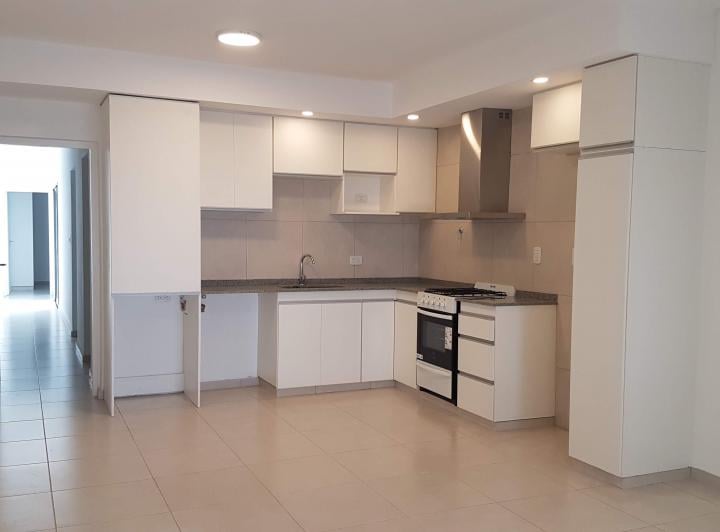 Departamento · 80m² · 4 Ambientes · 1 Cochera