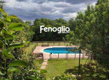 Casa · 215m² · 3 Ambientes · 1 Cochera · Casa - Merlo