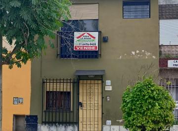 Casa de 2 ambientes, Moreno · Duplex Dos Ambientes, Paso del Rey Norte, S. m. del Carril Esquina Moron.