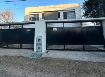 Casa · 93m² · 3 Ambientes · 1 Cochera · Calle 18 Entre 479 y 480 - Dúplex en Venta