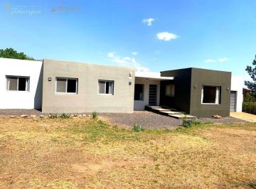 Casa · 193m² · 5 Ambientes · 1 Cochera · Propiedad en Venta | El Corcovado | Valle de Calamuchita