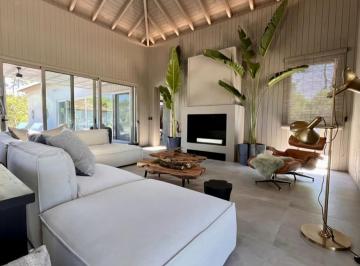 Casa · 380m² · 7 Ambientes · 2 Cocheras · Casa a Estrenar en Jose Ignacio con 5 Dorm. Casa en